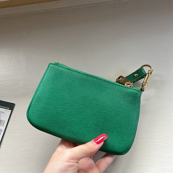 Ralph Lauren Kelly Green Wristlet - Picture 5 of 6